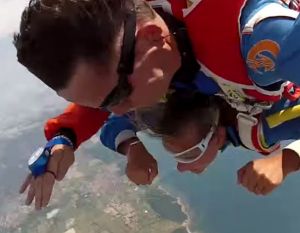 Saut en tandem, un sport accessible à tous ?