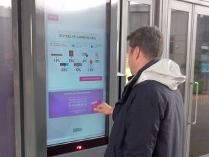 Zoom sur les avantages d’une borne interactive
