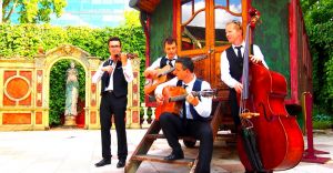 Pourquoi prendre un groupe de jazz manouche pour animer son mariage