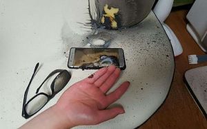 Problème de batteries qui explosent, un coup dur pour Samsung