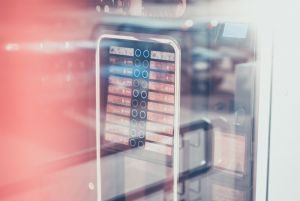 Entreprise : 3 bonnes raisons d’installer un distributeur automatique