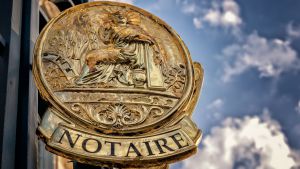 Pourquoi faire appel à un notaire pour régler une succession ?